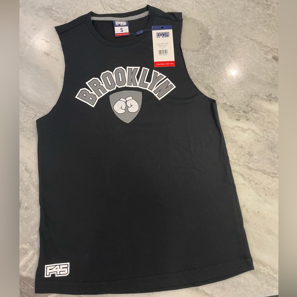 Men’s F45 Brooklyn tank, NWT